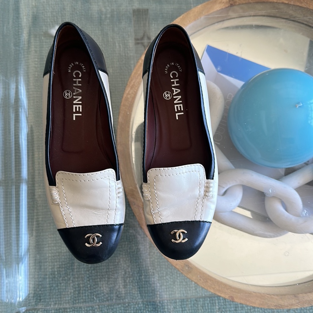 Chanel loafer flats - Picture 2 of 8